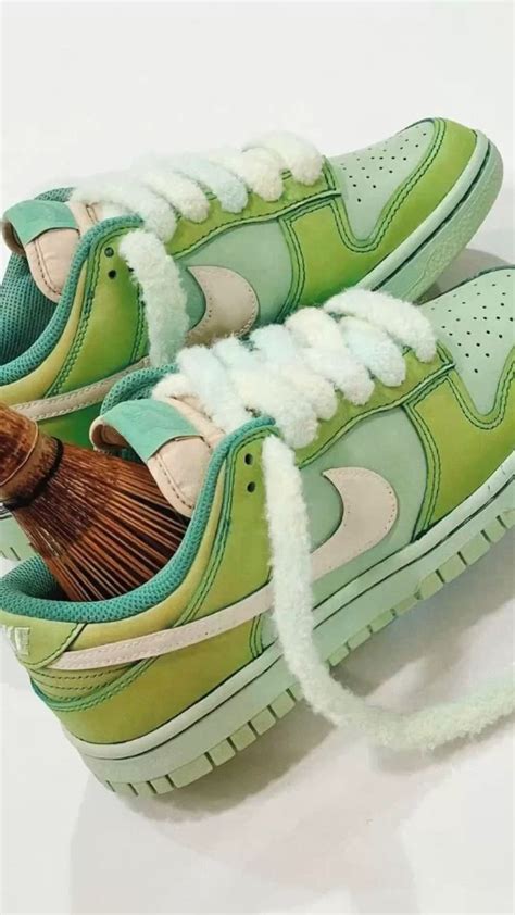 matcha green dunks